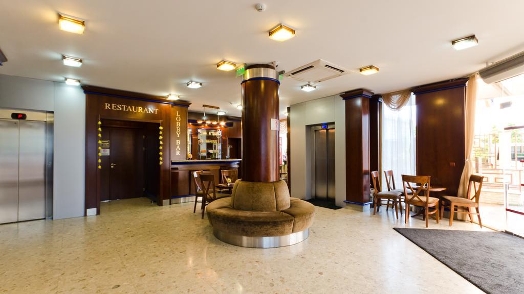 Nadejda Hotel Sofia Buitenkant foto